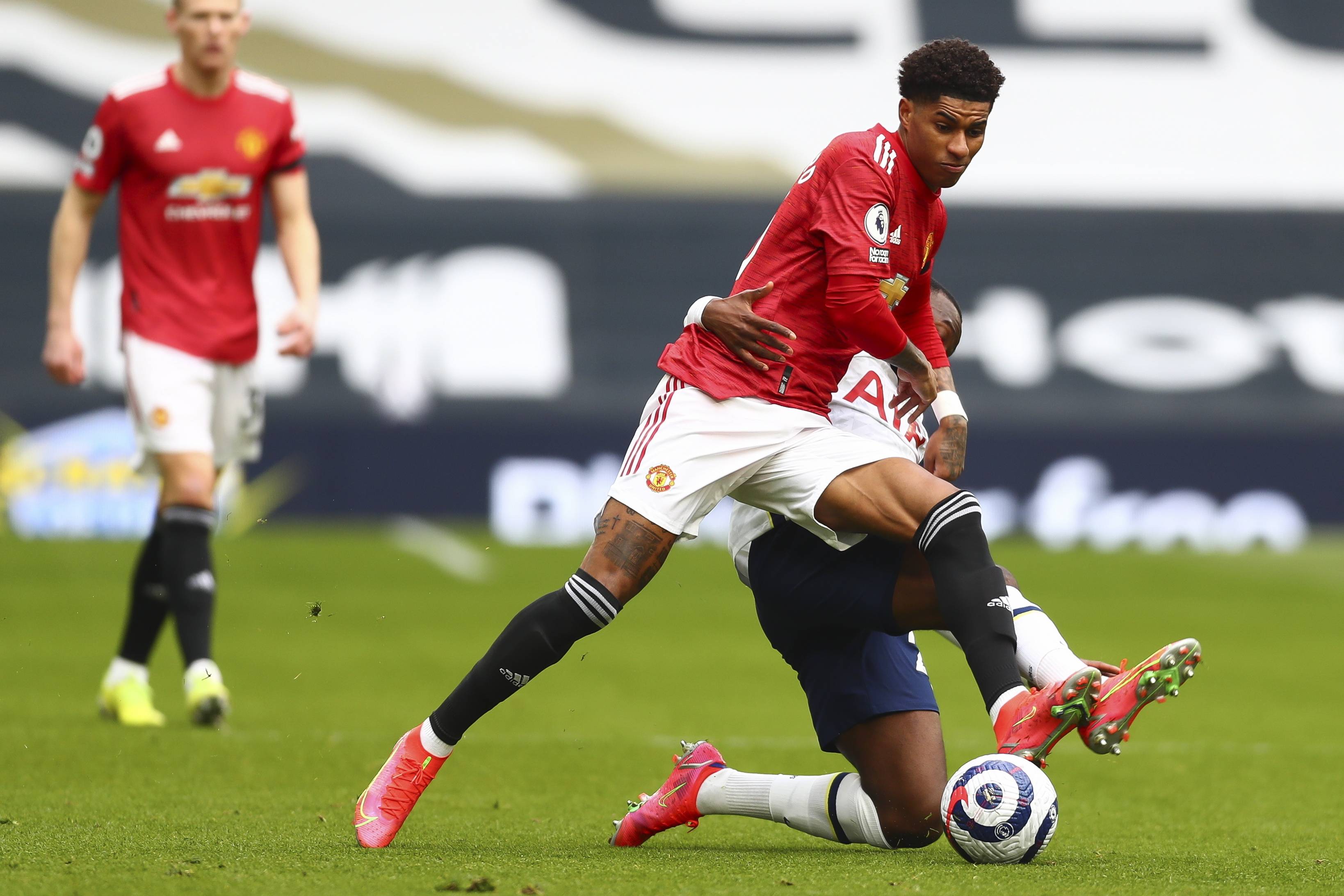 度与比赛张 度与比赛张